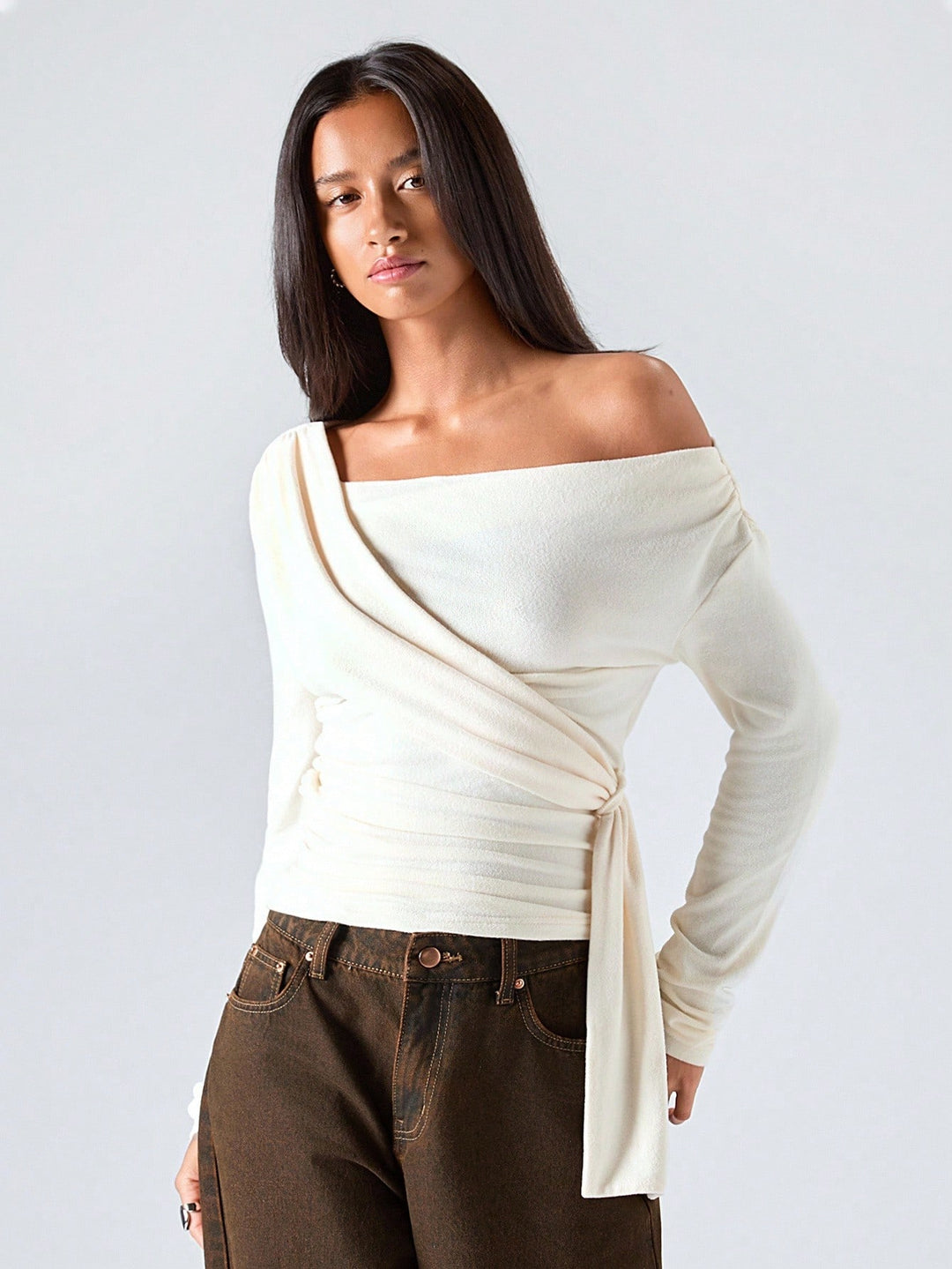 Tricou SHEIN, crem