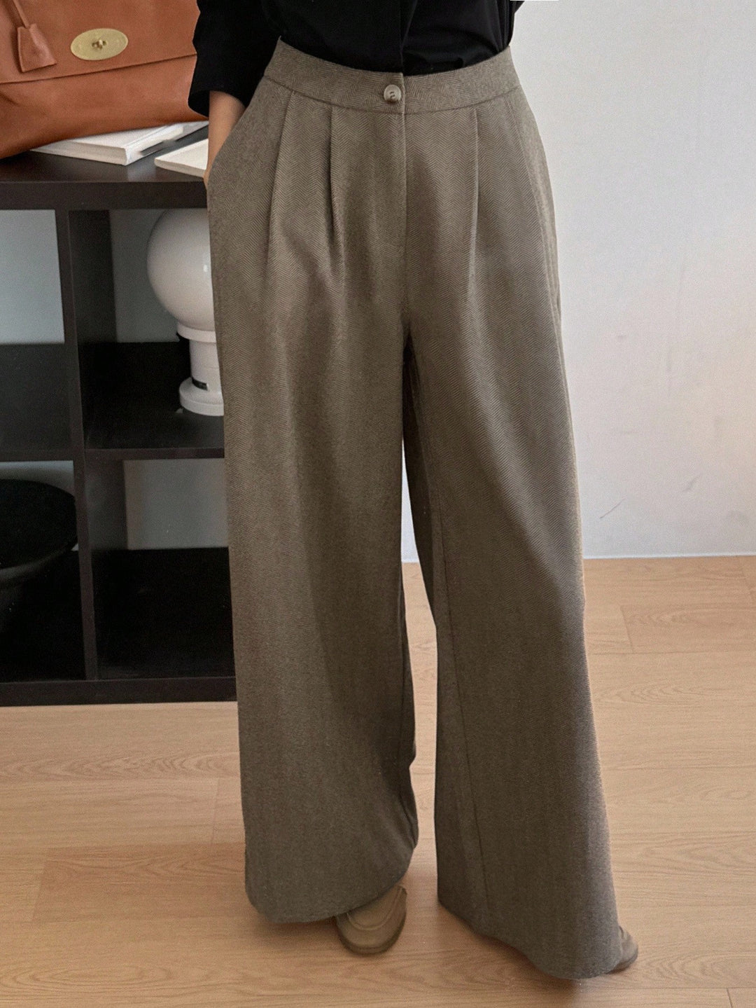 Pantaloni SHEIN, maro