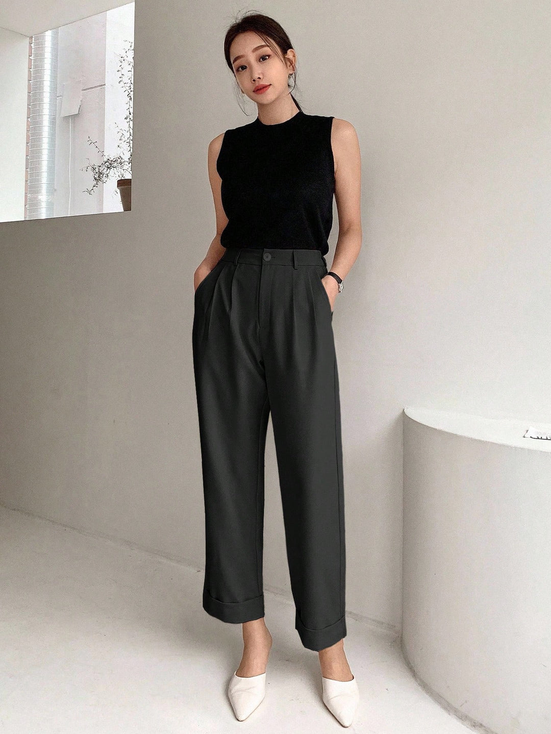 Pantaloni SHEIN, negru