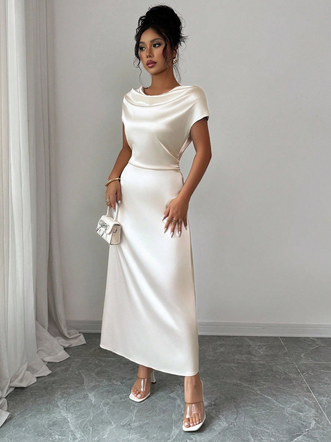 Rochie SHEIN, bej