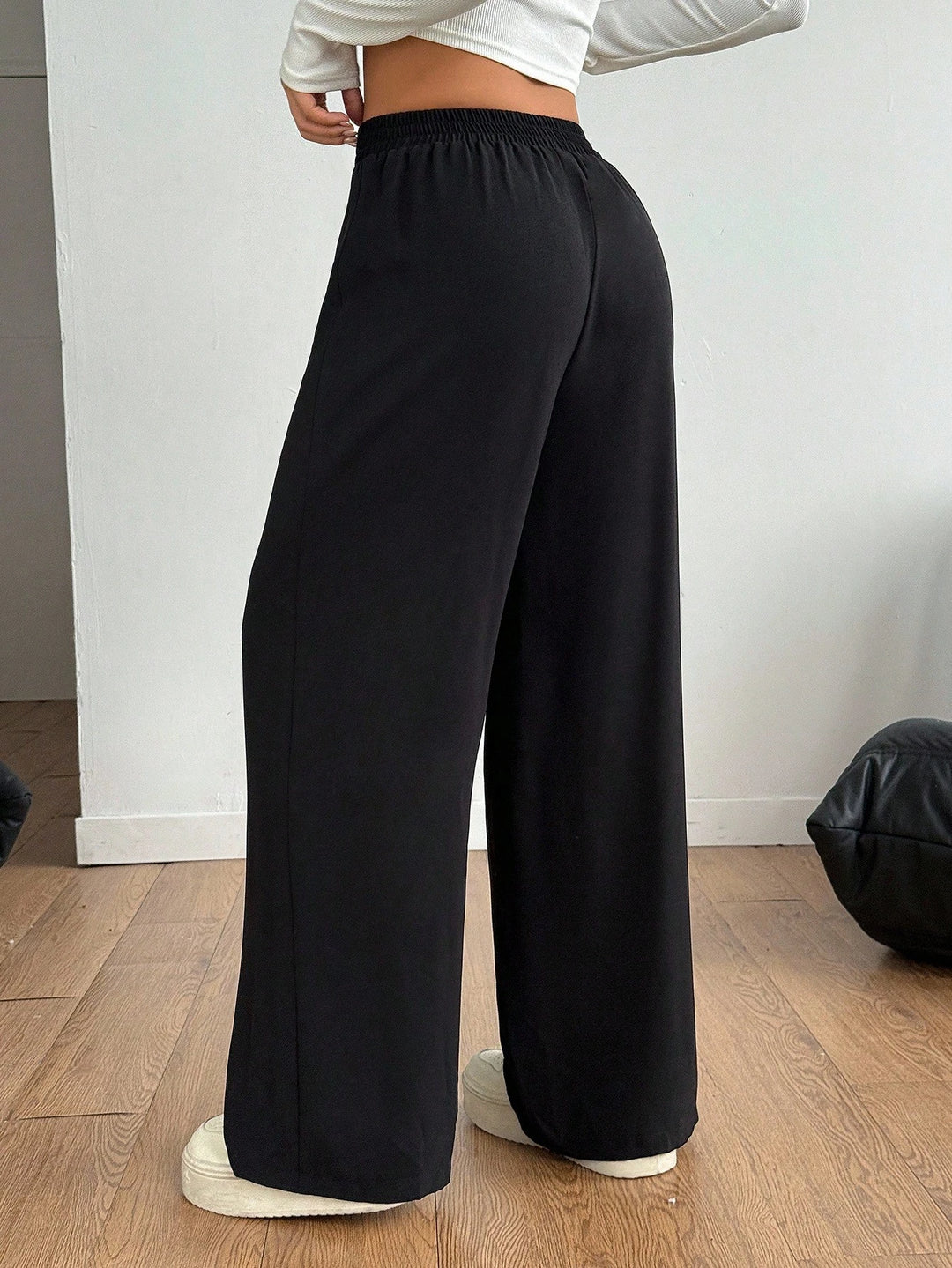 Pantaloni SHEIN, negru