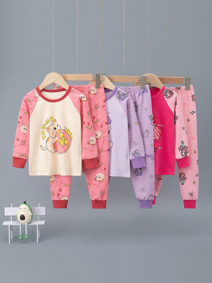 Set compleuri de pijama SHEIN, mix culori