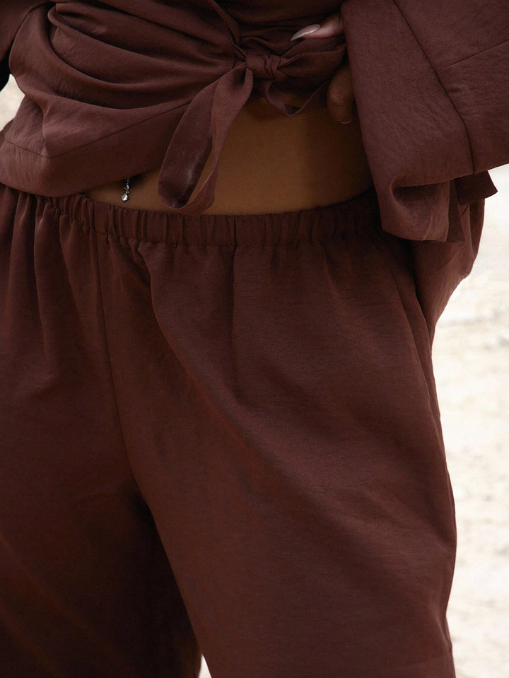 Pantaloni SHEIN, maro