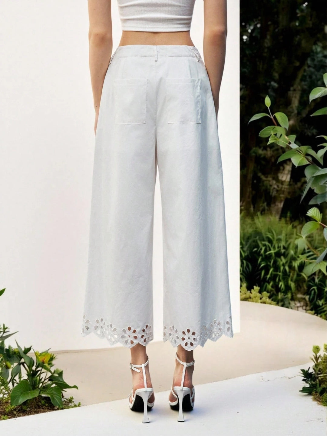 Pantaloni SHEIN, alb