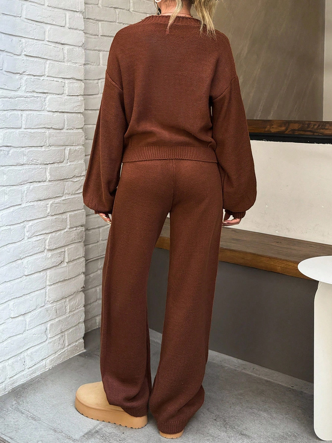 Pantaloni SHEIN, maro
