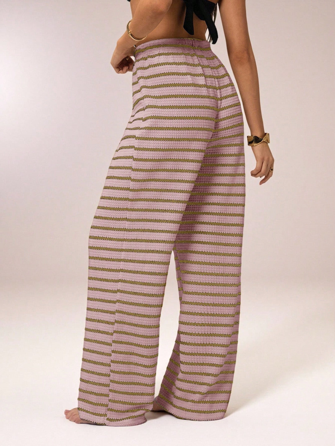 Pantaloni SHEIN, roz