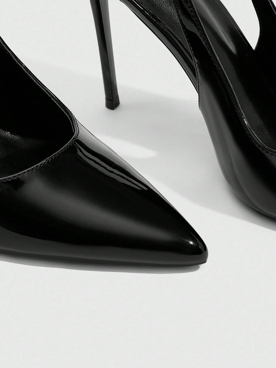 Pantofi cu toc SHEIN, negru