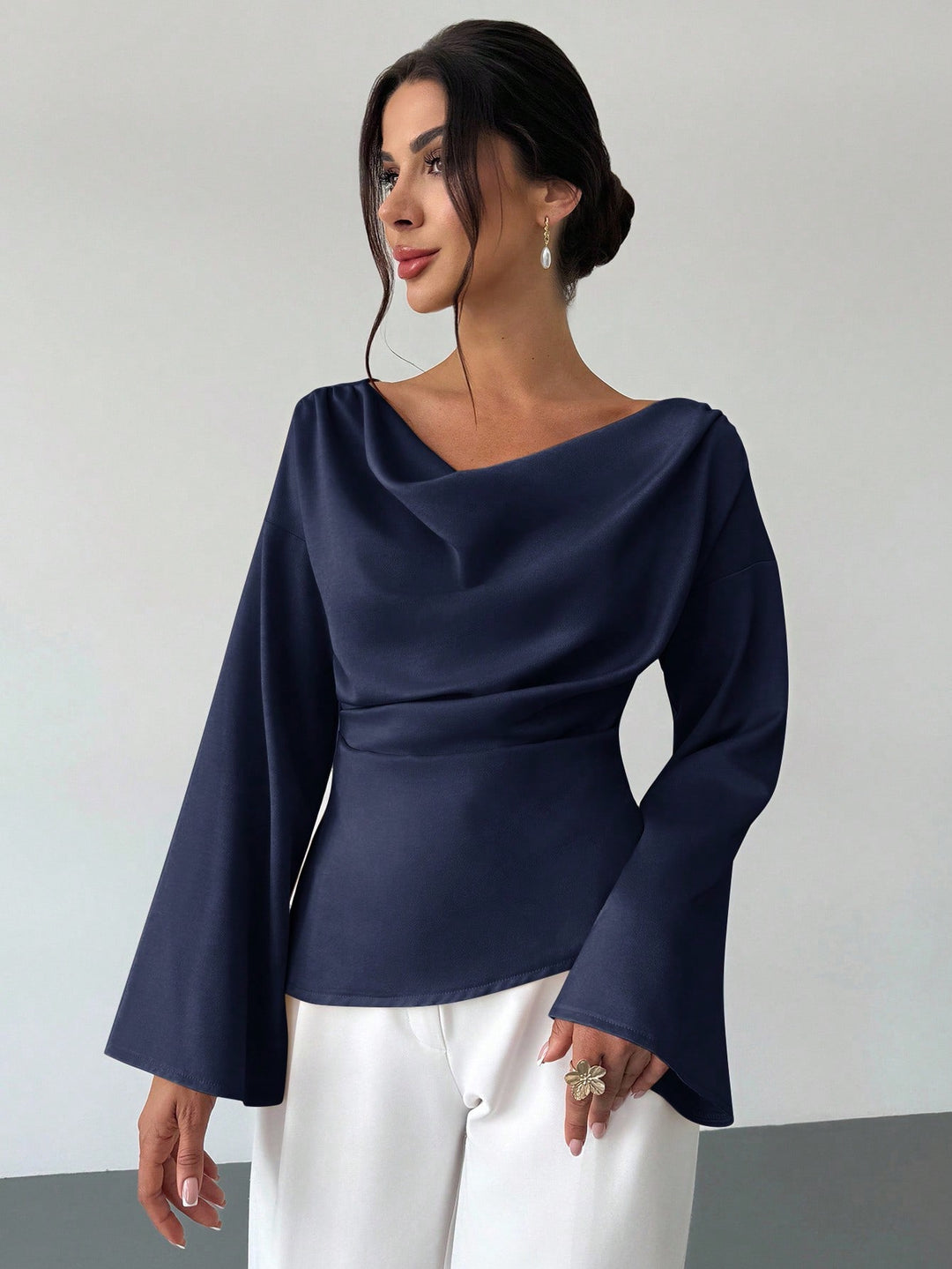 Bluza satin asimetrică SHEIN, albastru