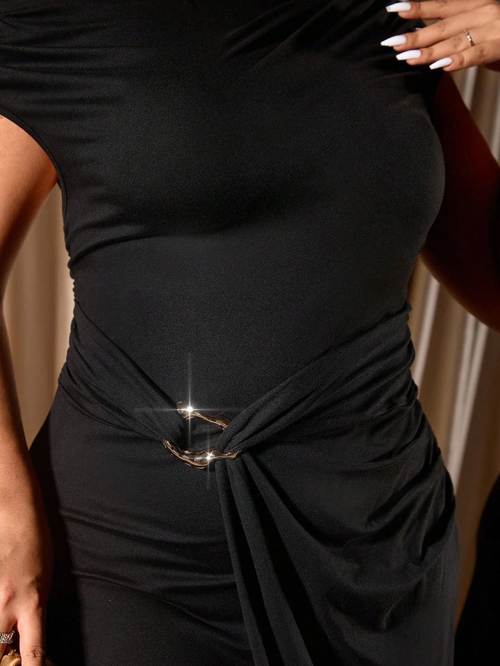 Shein Curve+ maxi ruha, fekete
