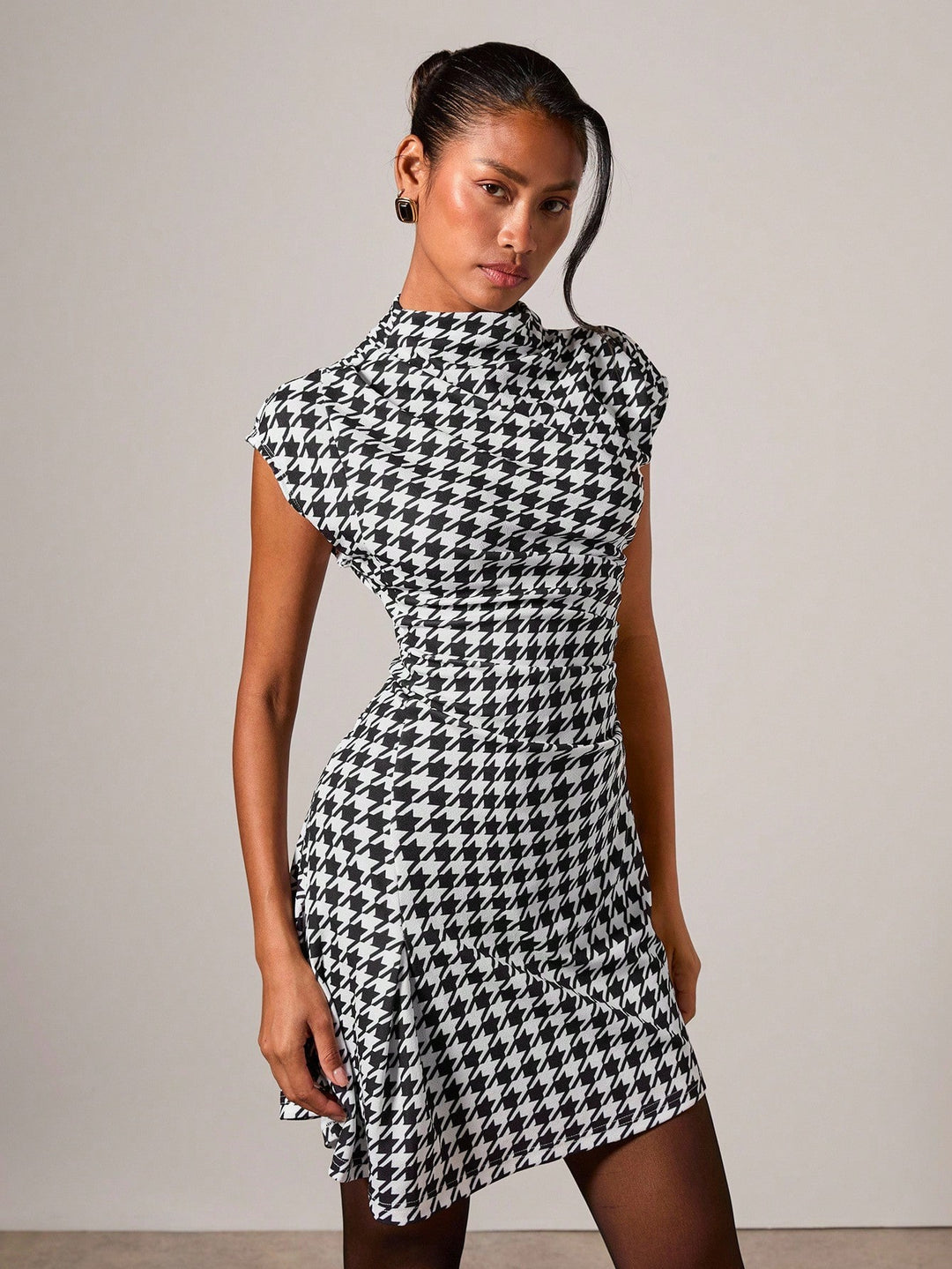 Rochie scurtă SHEIN, negru