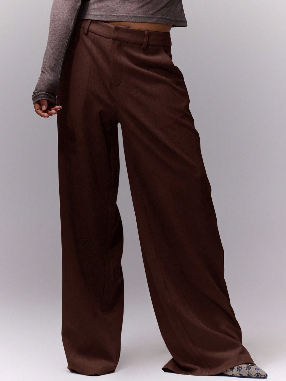 Pantaloni SHEIN, maro