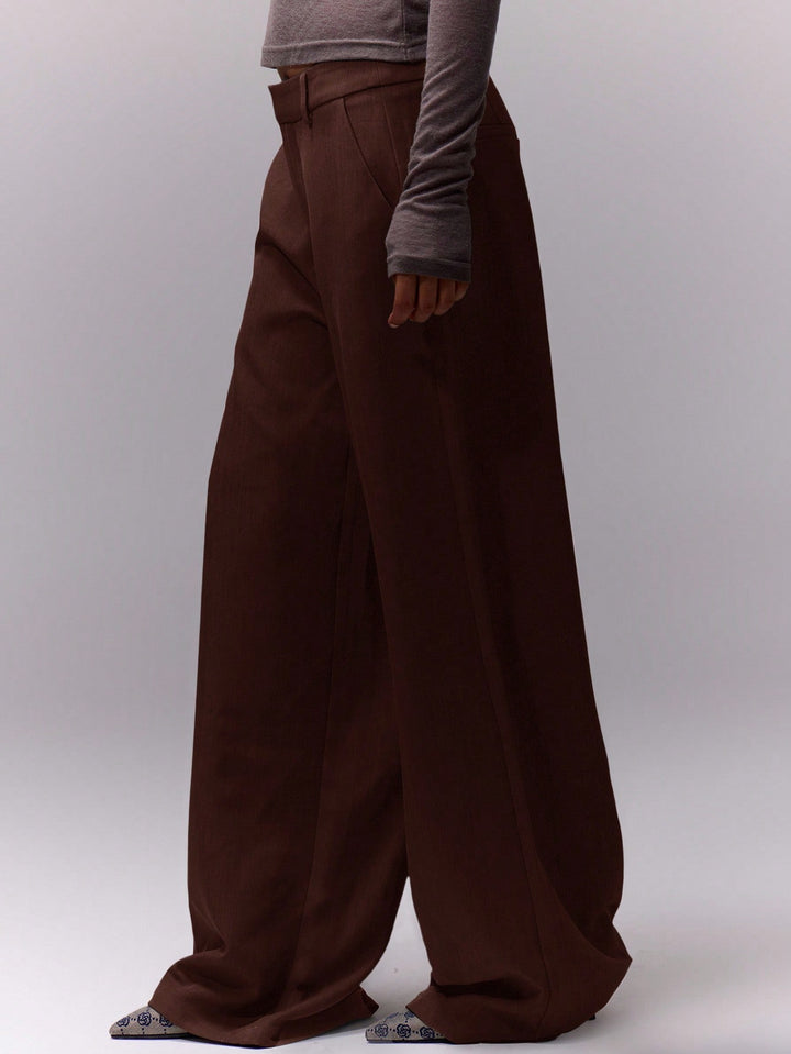 Pantaloni SHEIN, maro