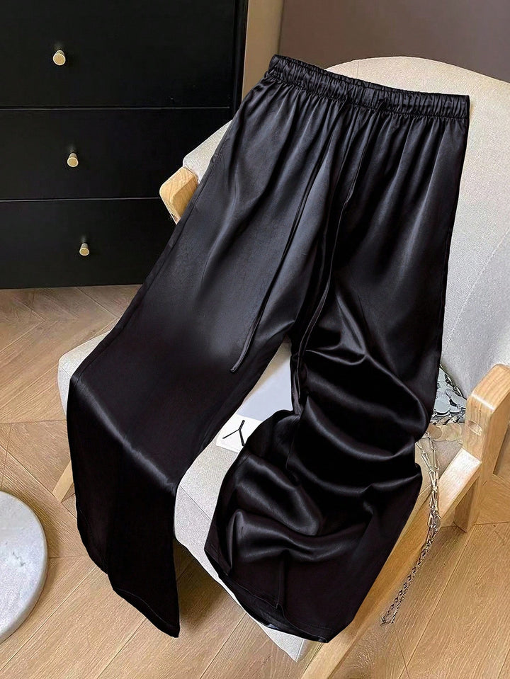 Pantaloni SHEIN, negru