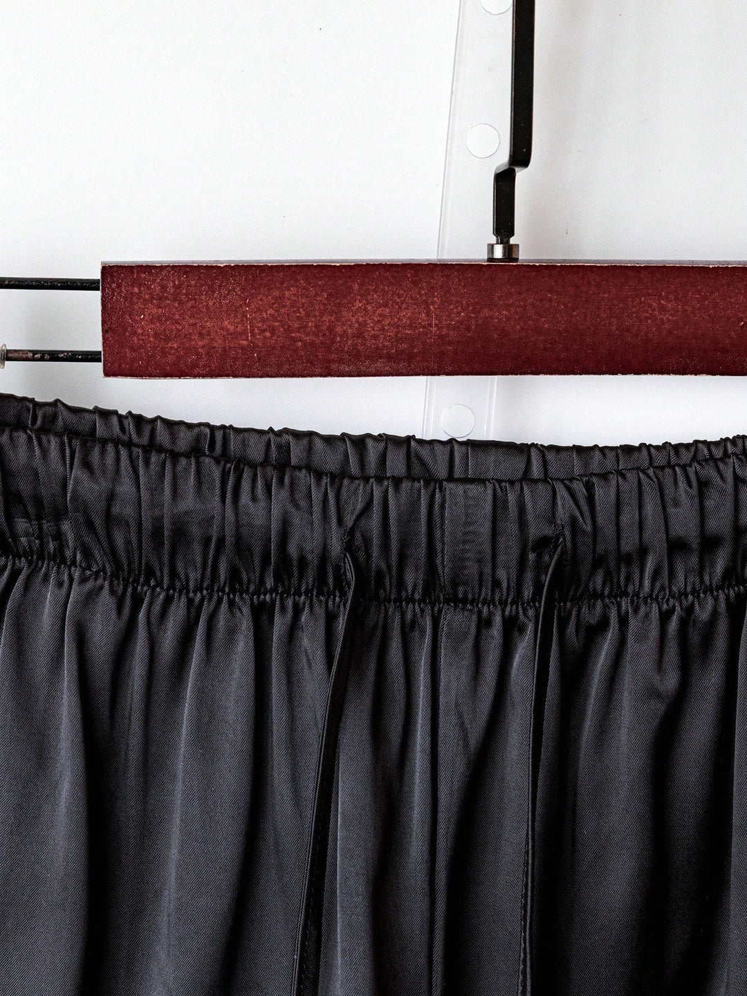 Pantaloni SHEIN, negru