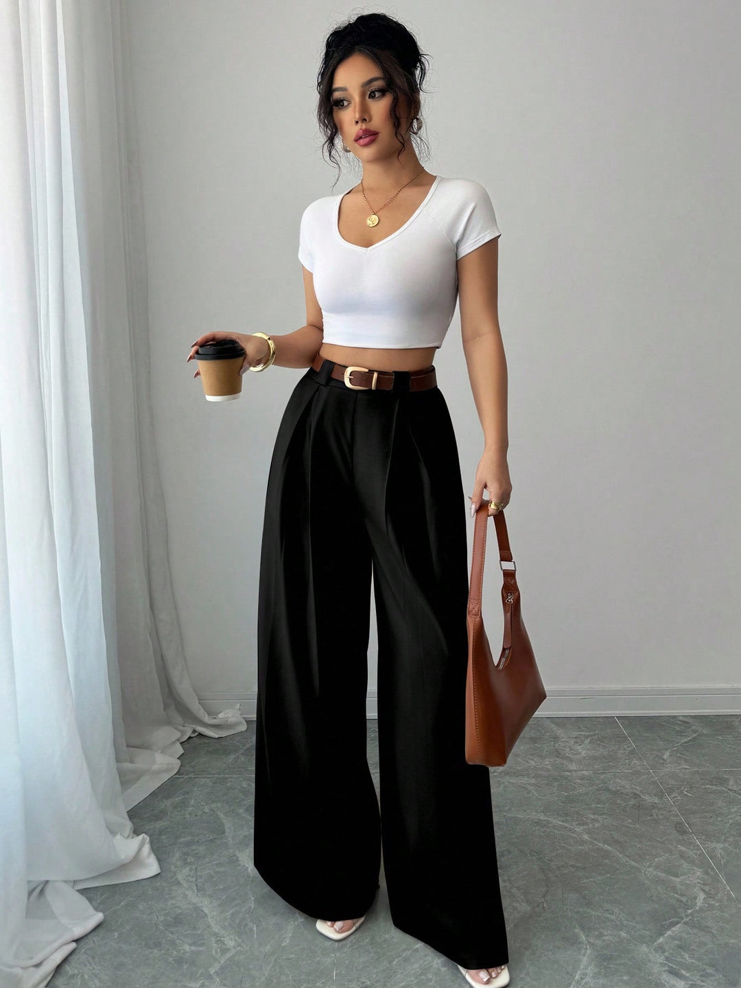 Pantaloni SHEIN, negru