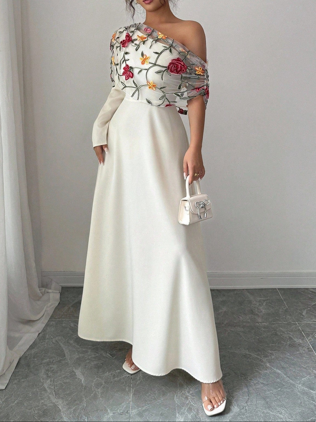 Shein maxi ruha, krémszínű
