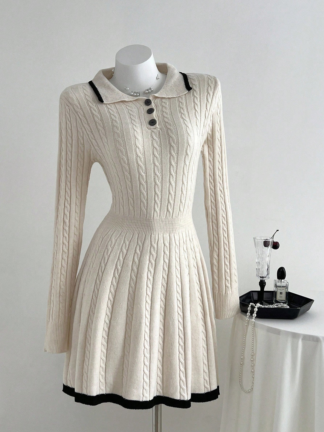 Rochie SHEIN, bej