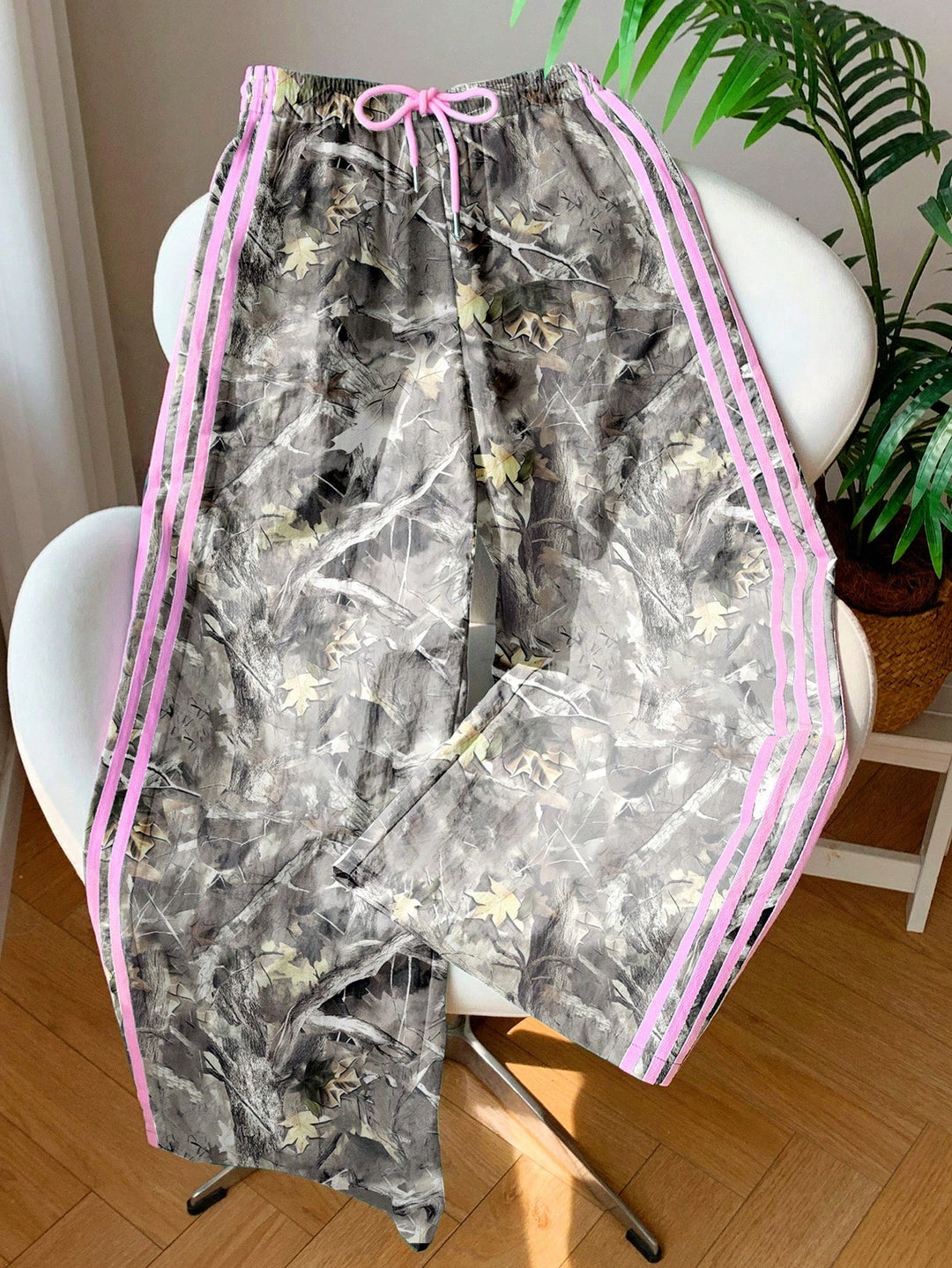 Pantaloni SHEIN, mix culori
