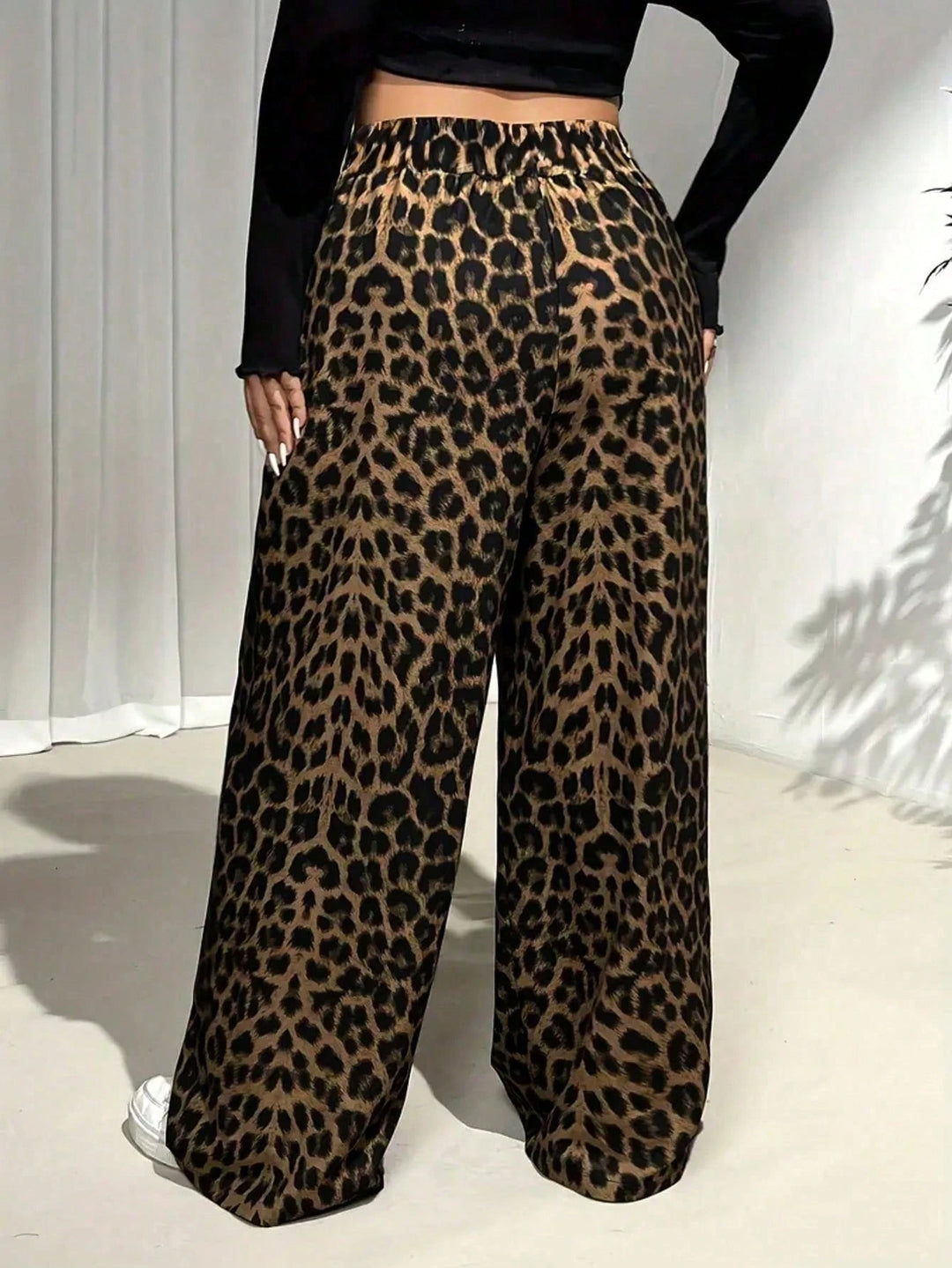 Pantaloni SHEIN , mix culori