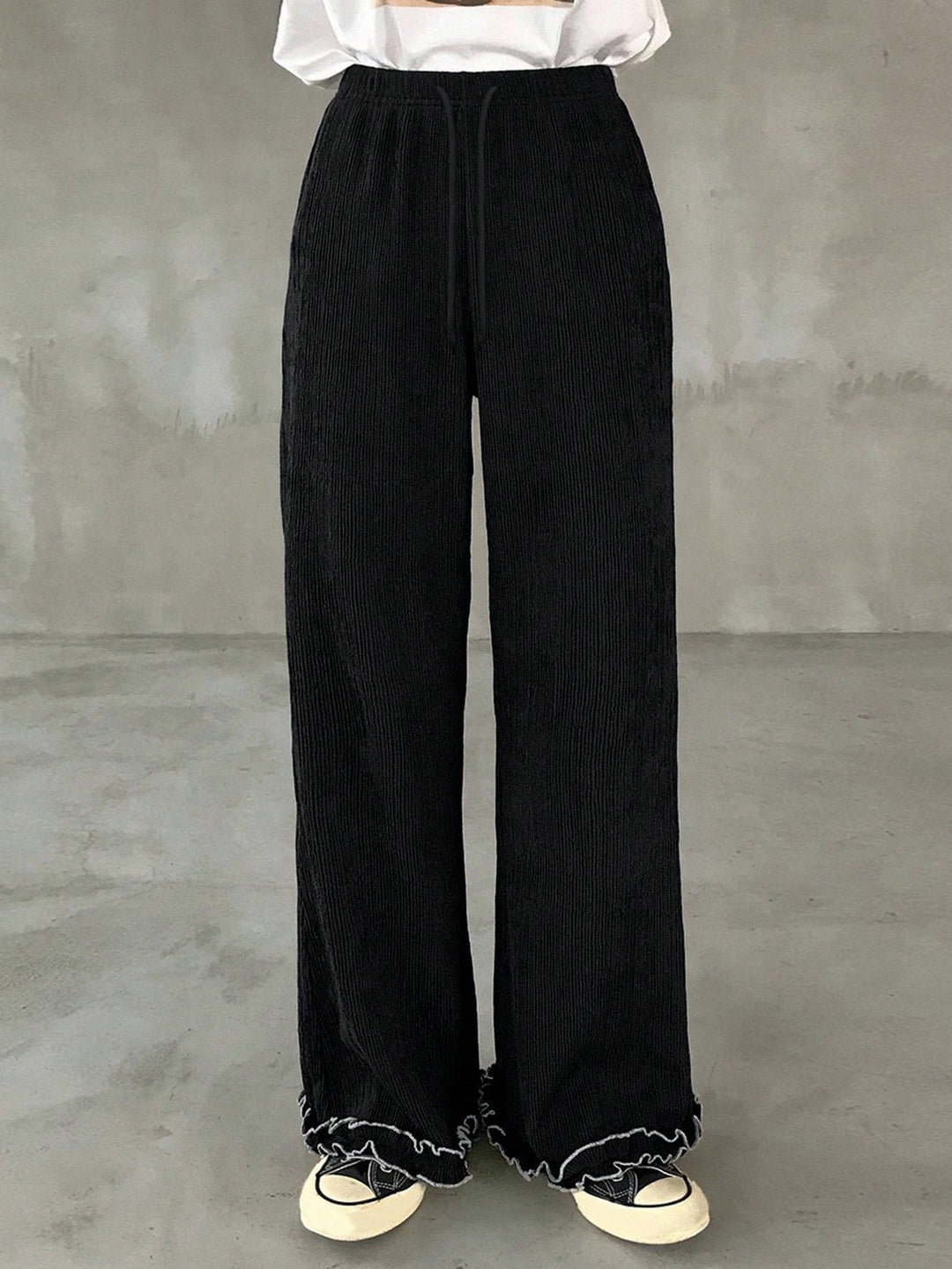 Pantaloni SHEIN, negru