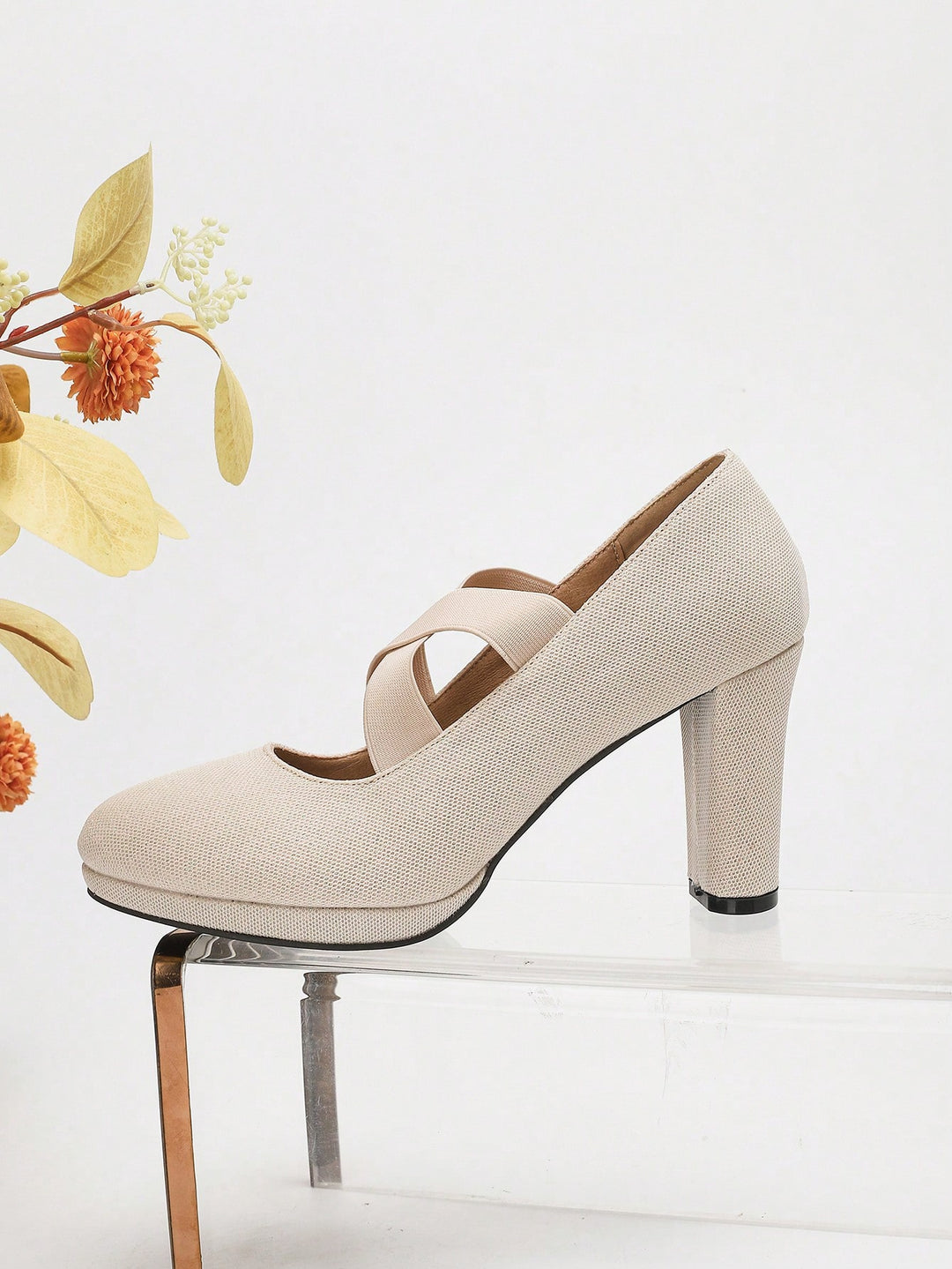 Pantofi cu toc SHEIN, bej
