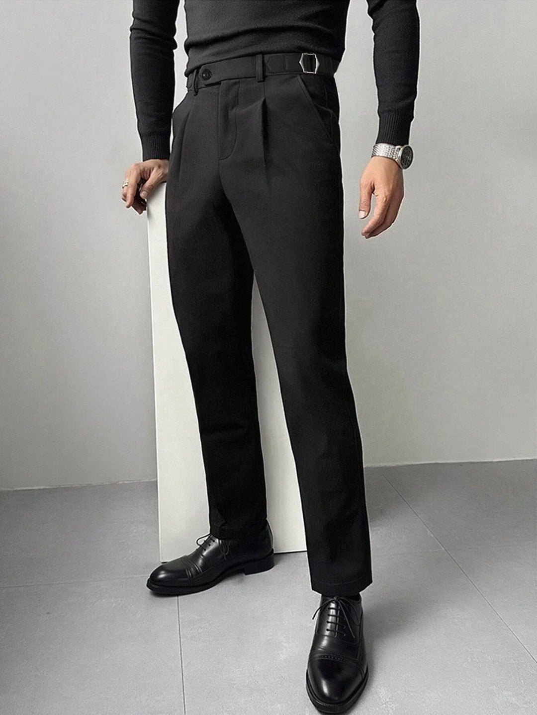 Pantaloni SHEIN, negru