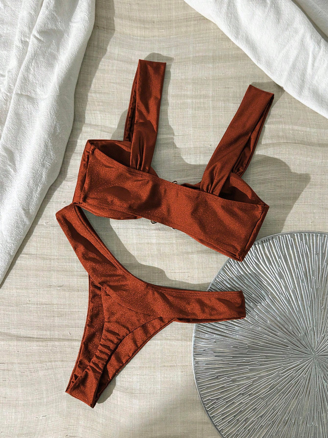 Set bikini SHEIN, maro