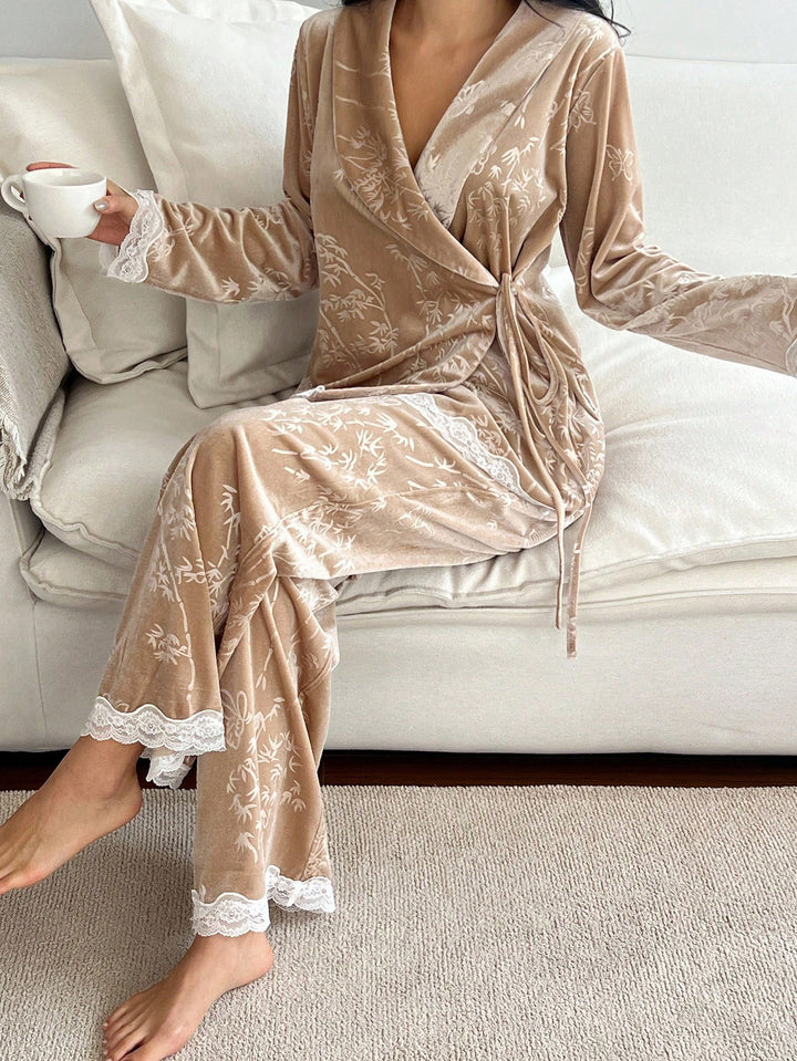 Compleu pijamale SHEIN, bej