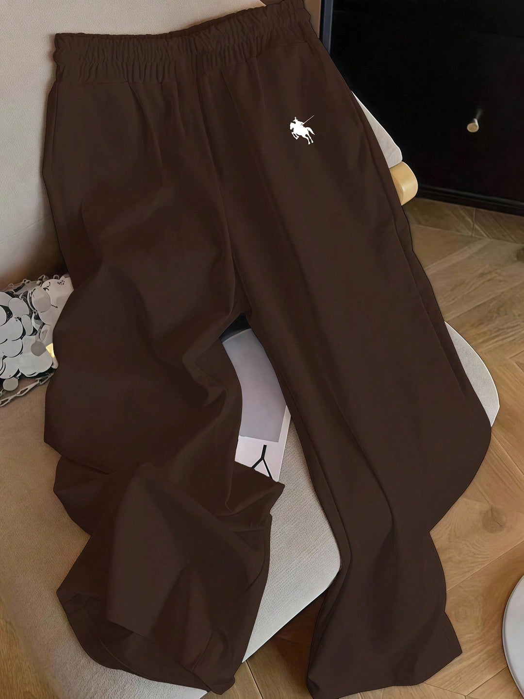 Pantaloni SHEIN, maro