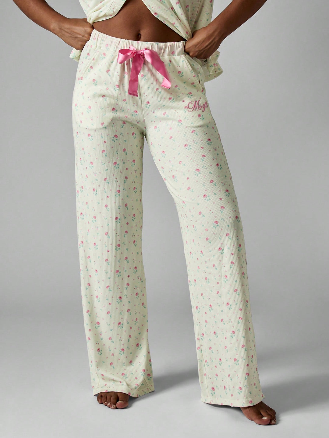 Pijama SHEIN, mix culori