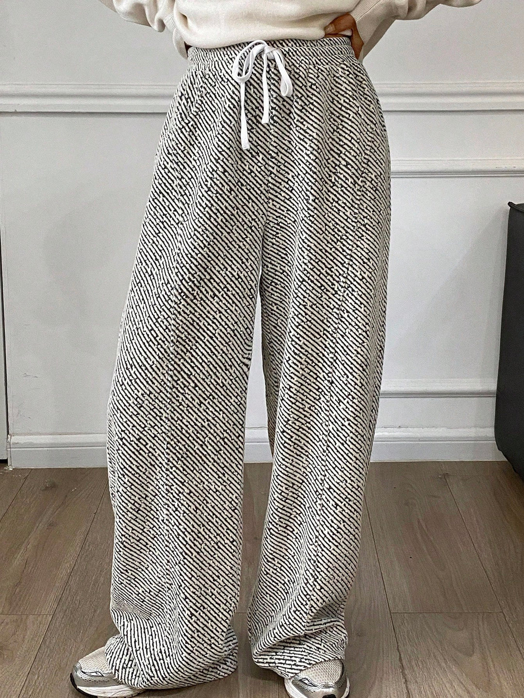 Pantaloni SHEIN