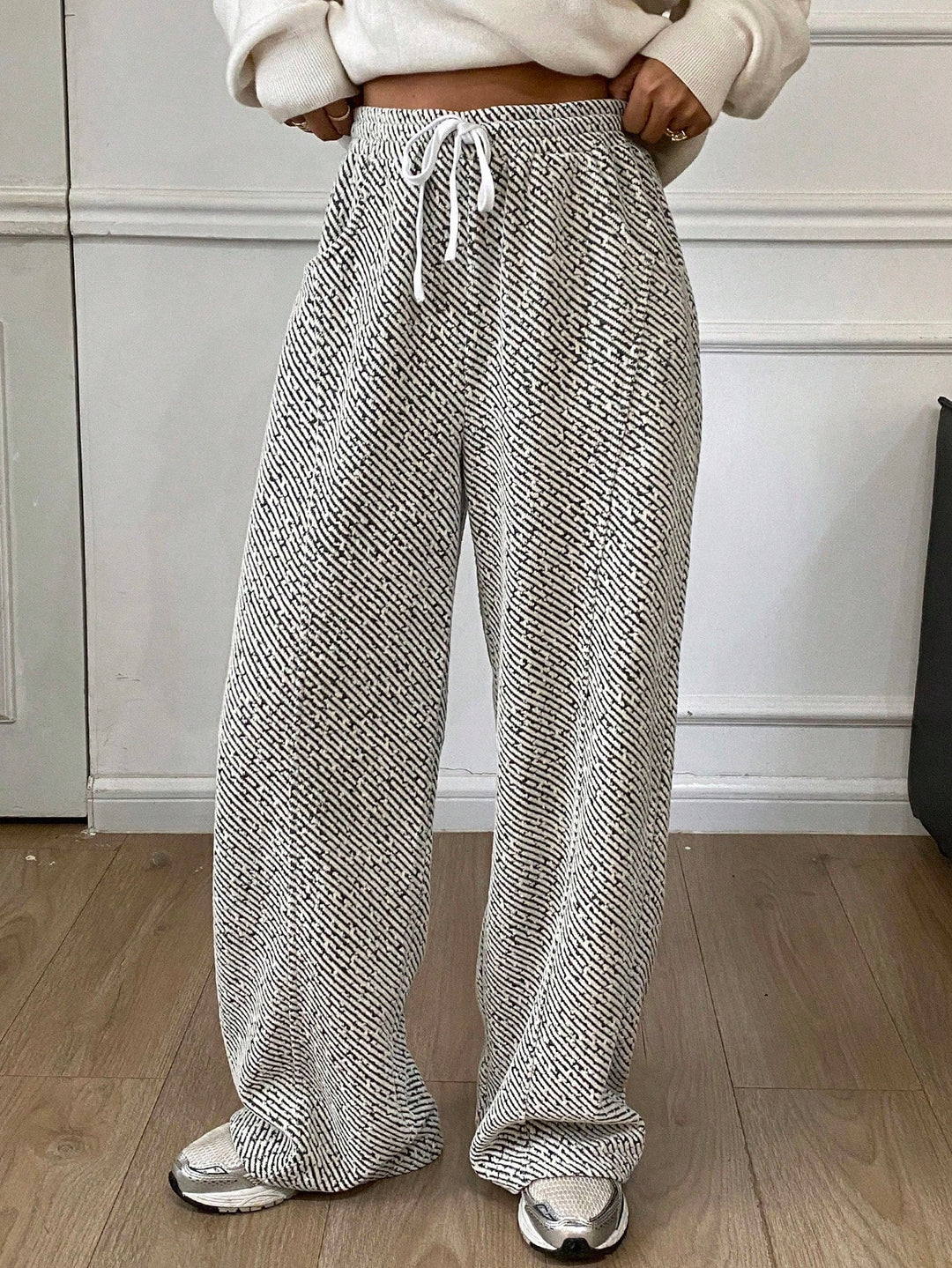 Pantaloni SHEIN