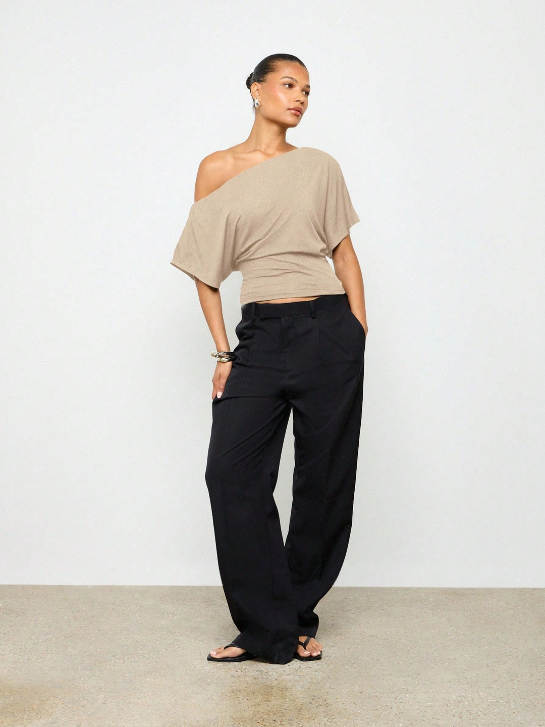 Tricou SHEIN, maro