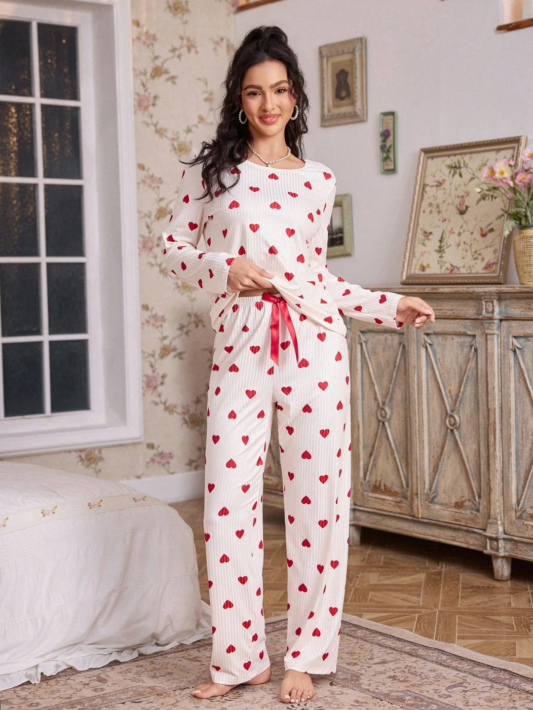 Pijama SHEIN, mix culori