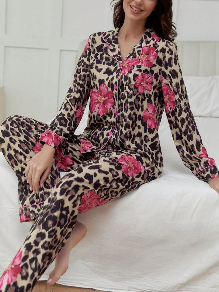 Compleu pijamale SHEIN, mix culori