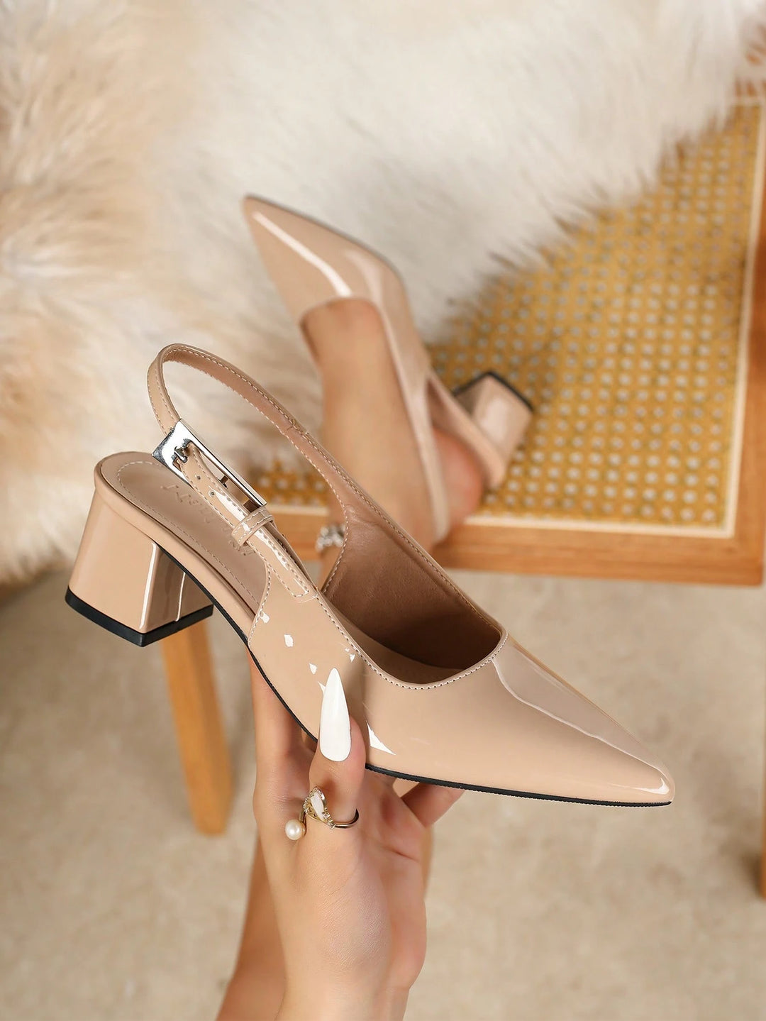 SHEIN magassarkú cipő, bézs