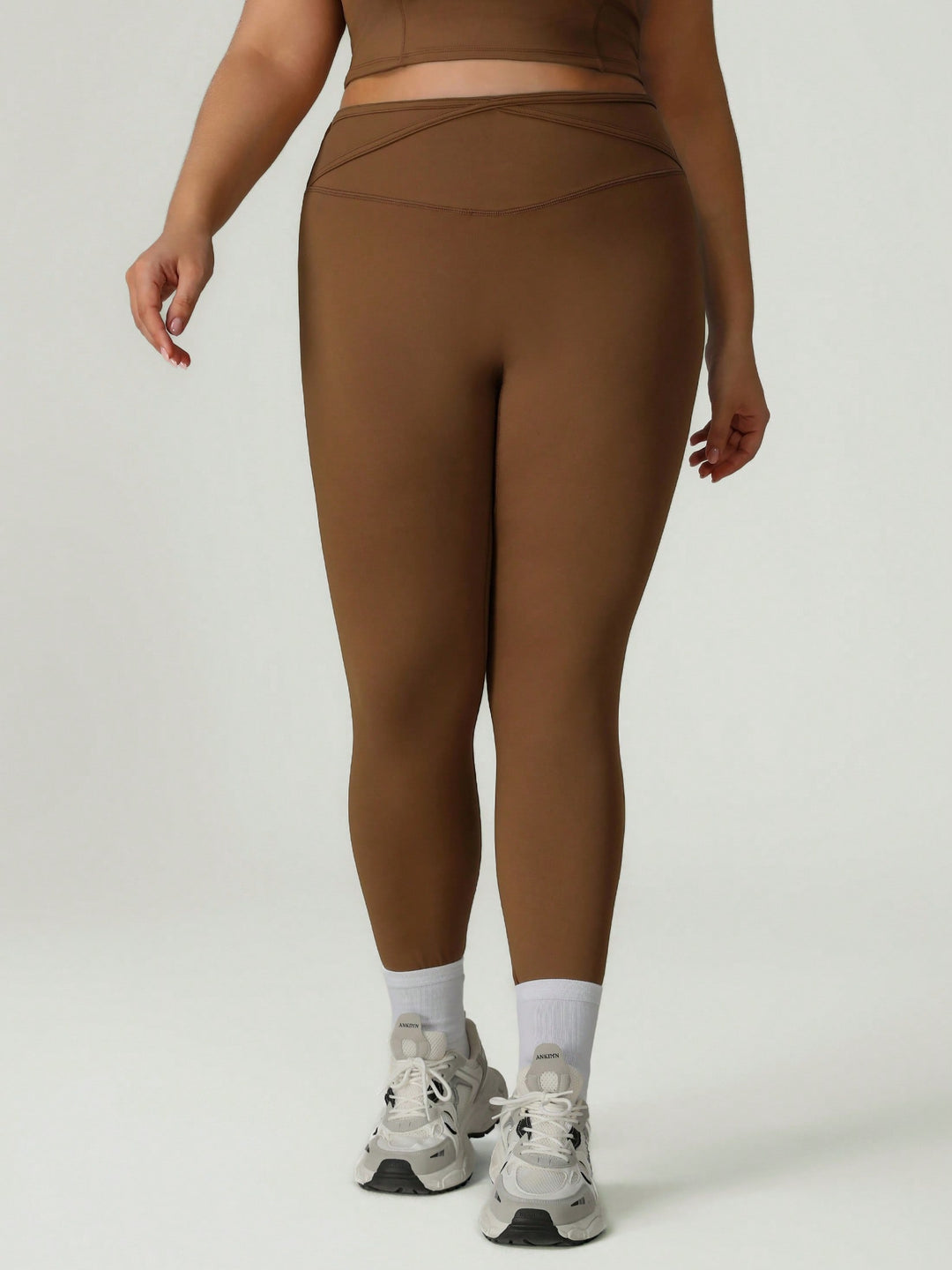 Colanti SHEIN, maro