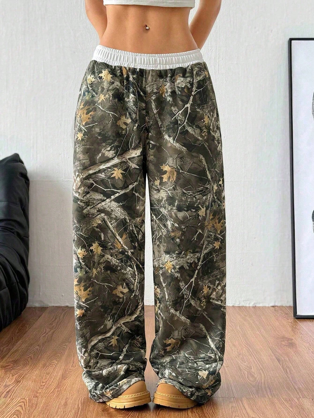 Pantaloni SHEIN, mix culori