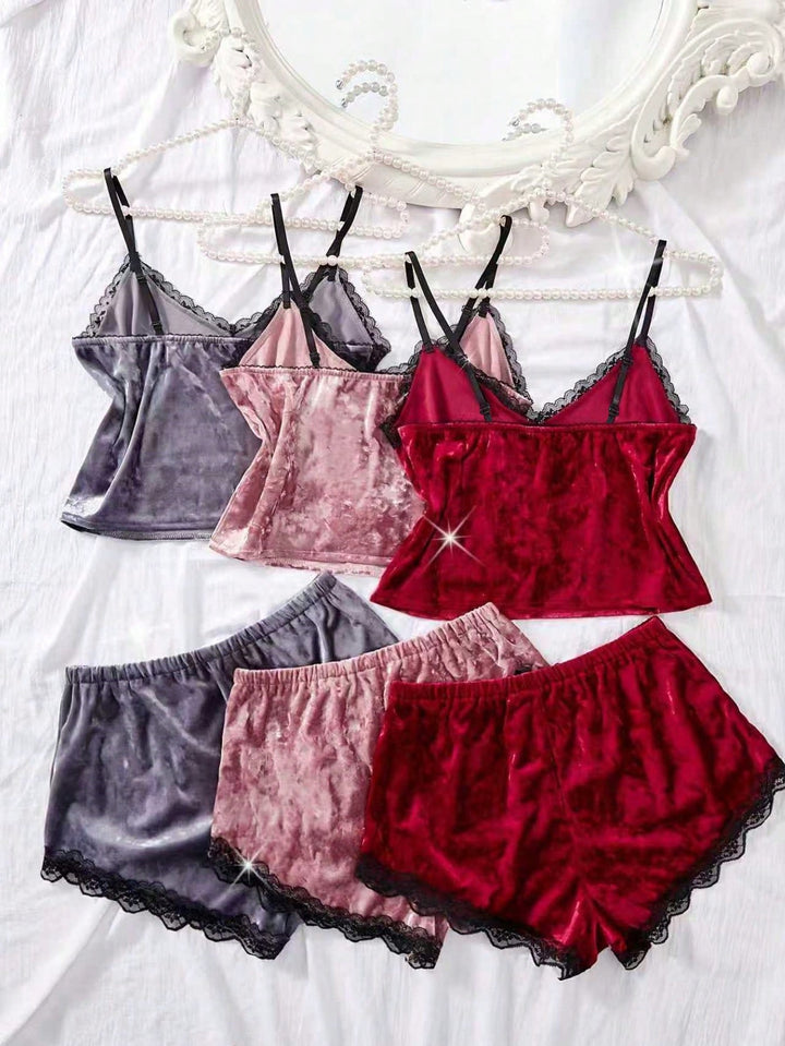 Pijama SHEIN, mix culori