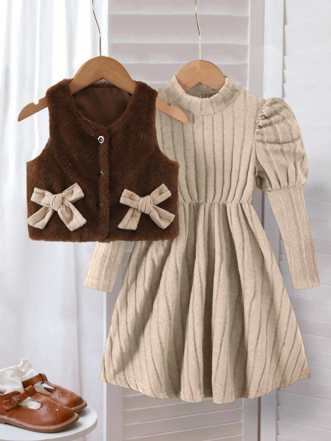 SHEIN együttes, khaki