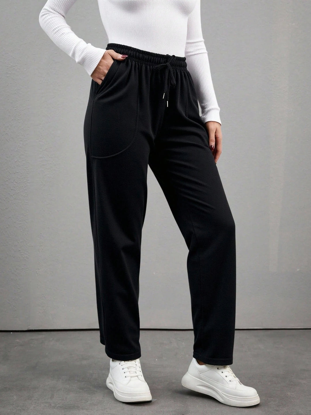 Pantaloni SHEIN, negru
