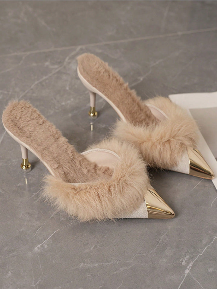 Pantofi cu toc SHEIN, bej