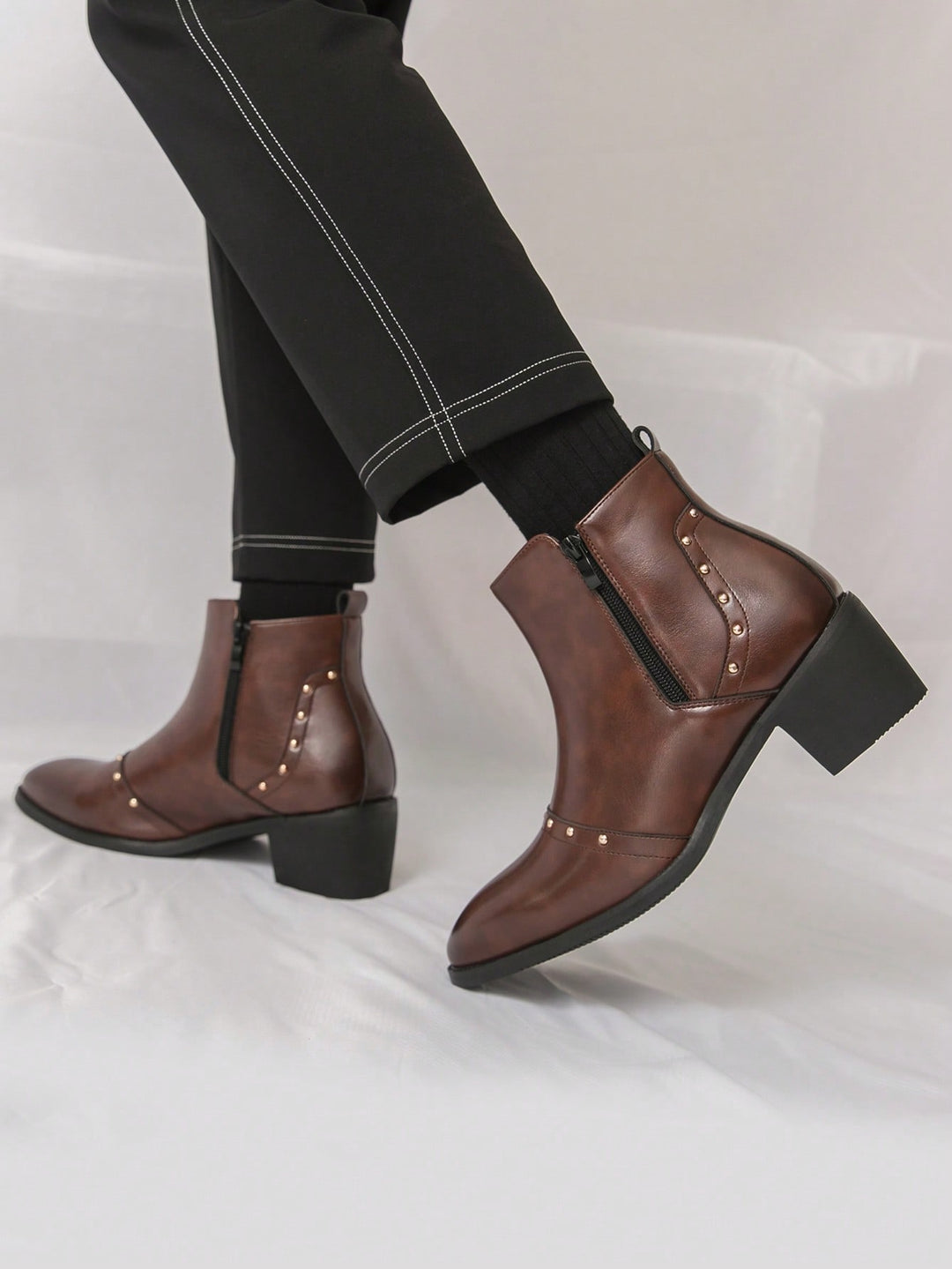 Pantofi SHEIN, maro