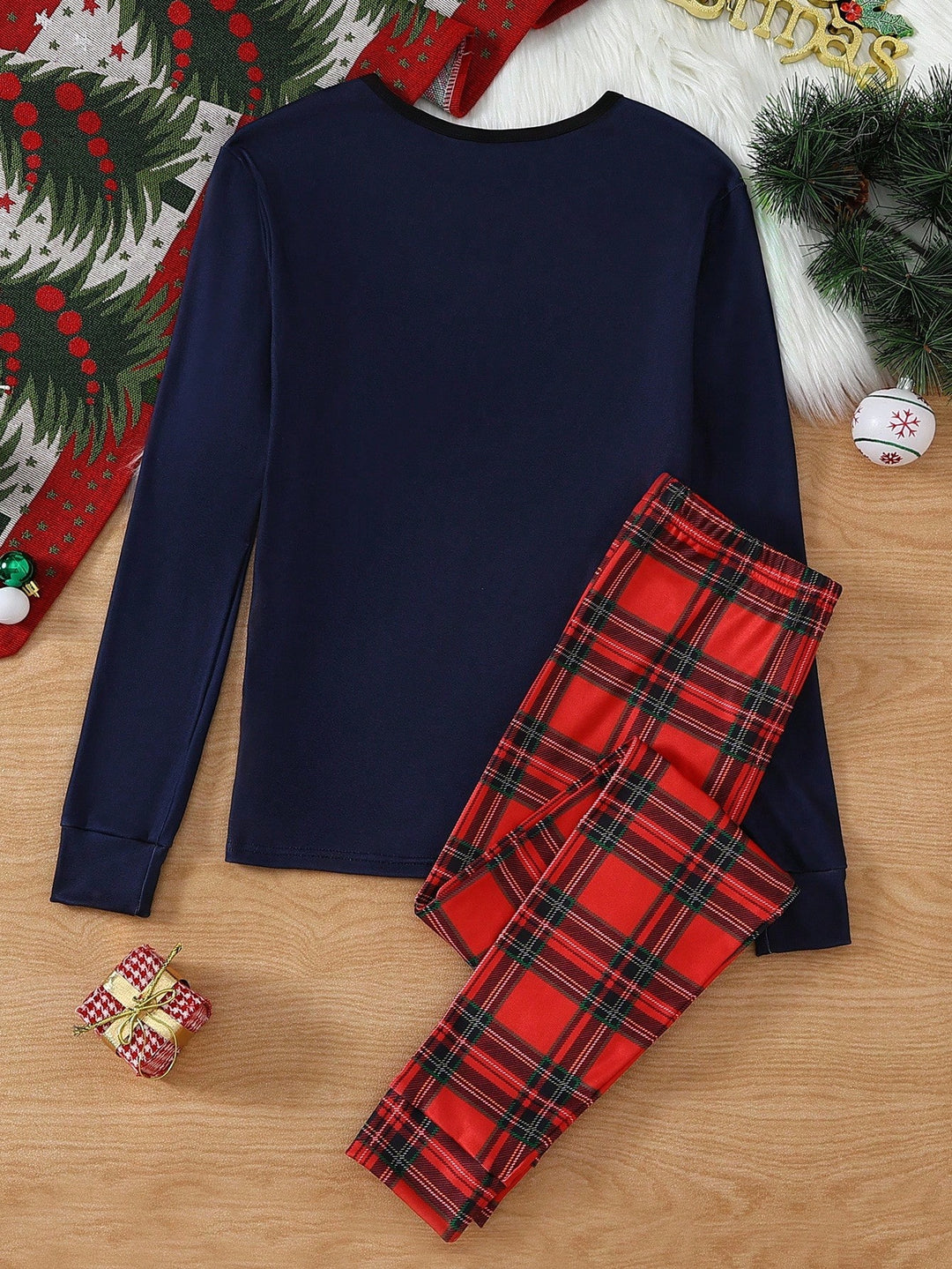 Compleu pijamale Shein, mix culori