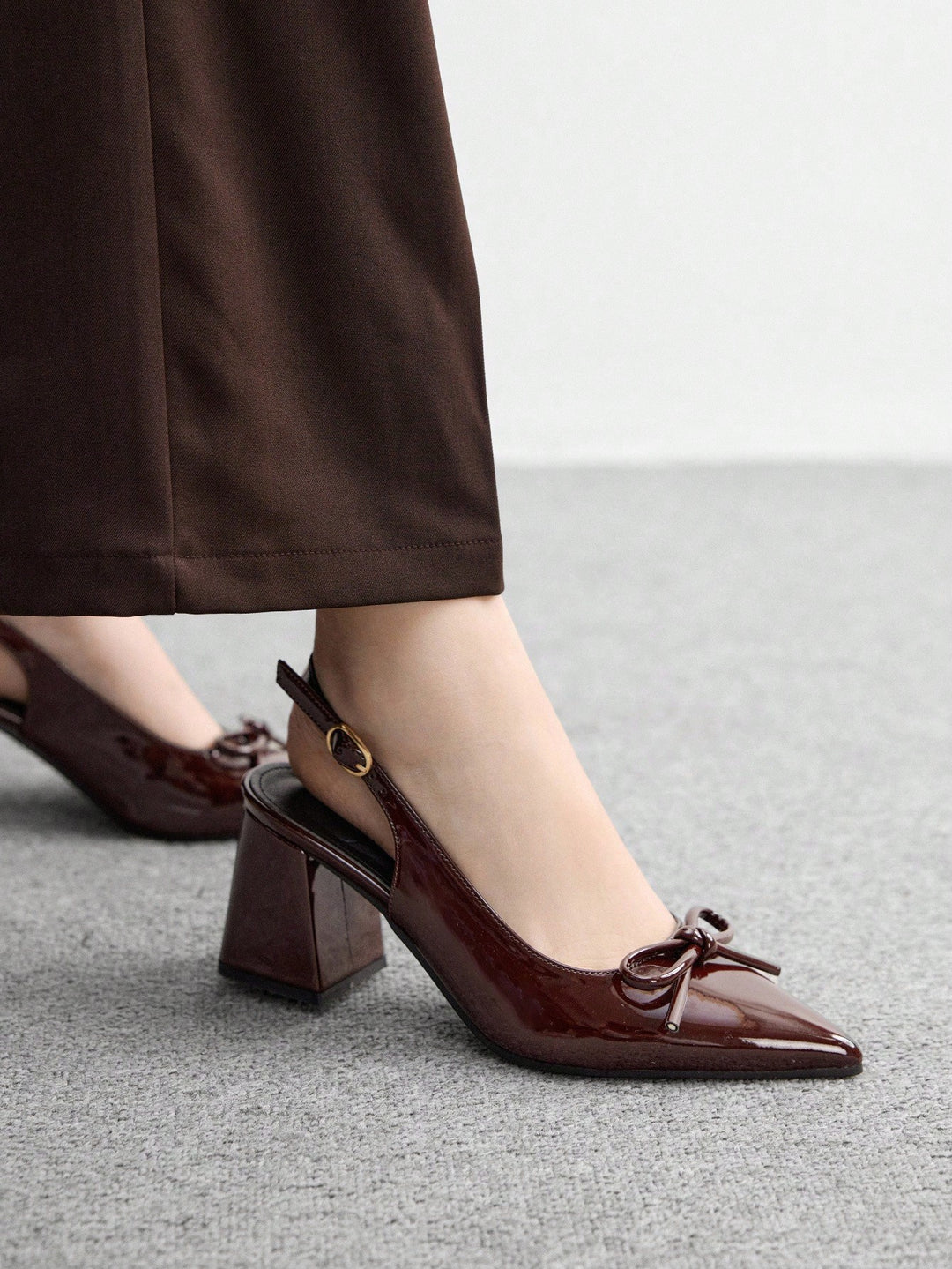 Pantofi cu toc SHEIN, maro