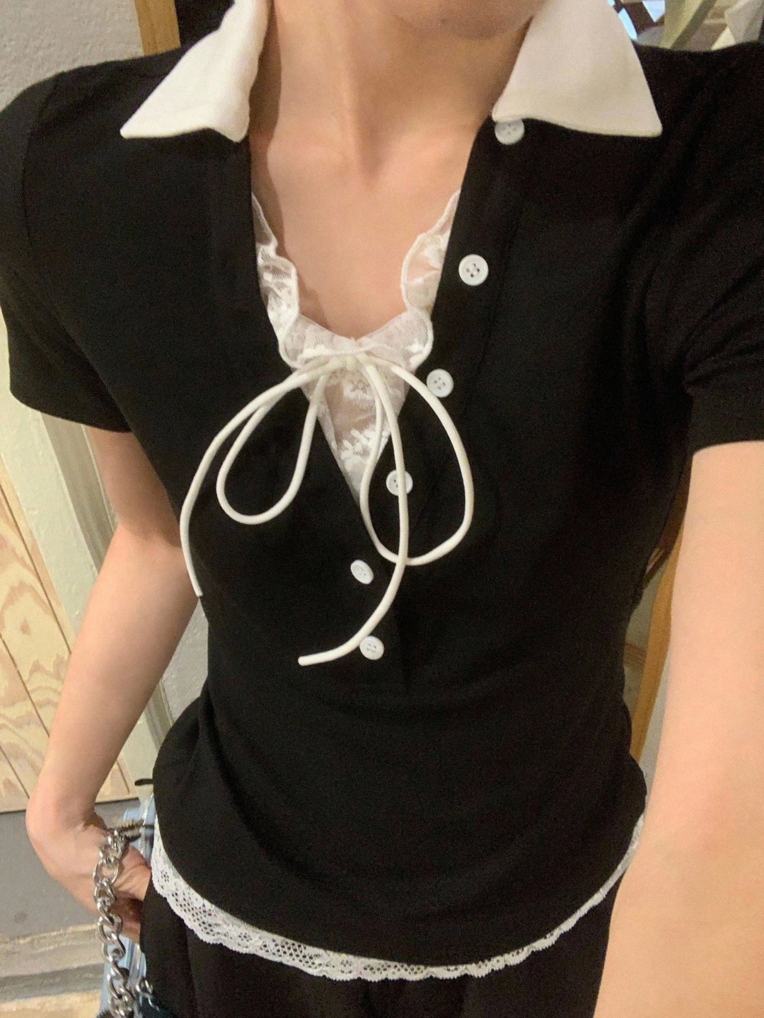Tricou SHEIN, nergu
