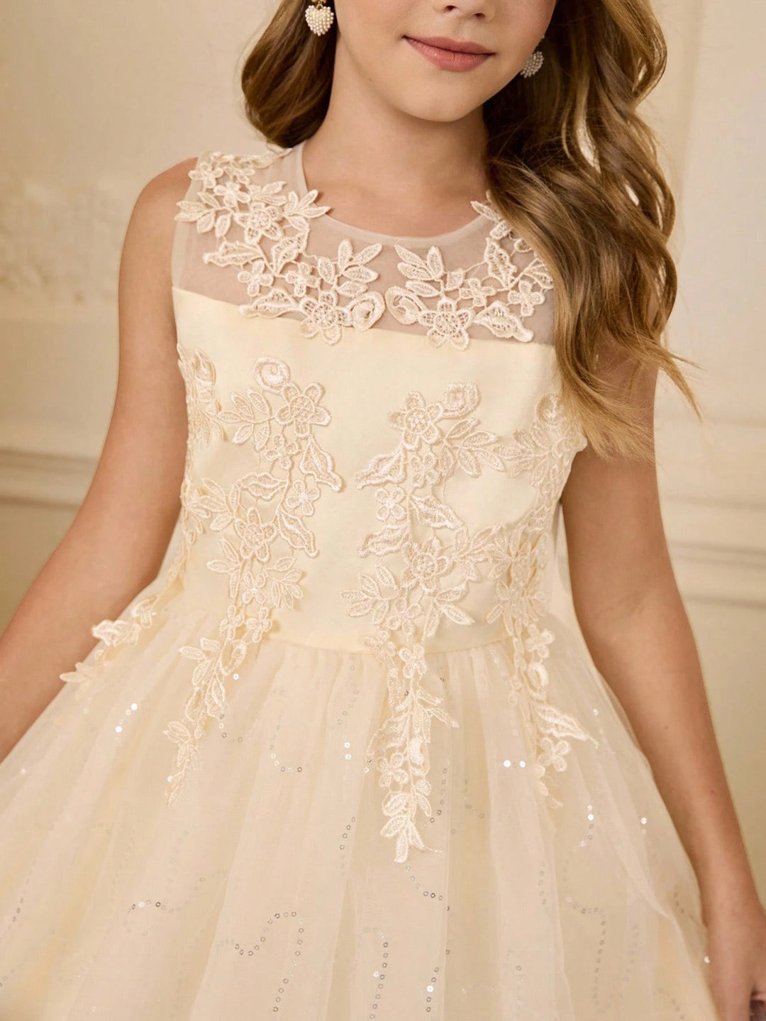 Rochie SHEIN, crem