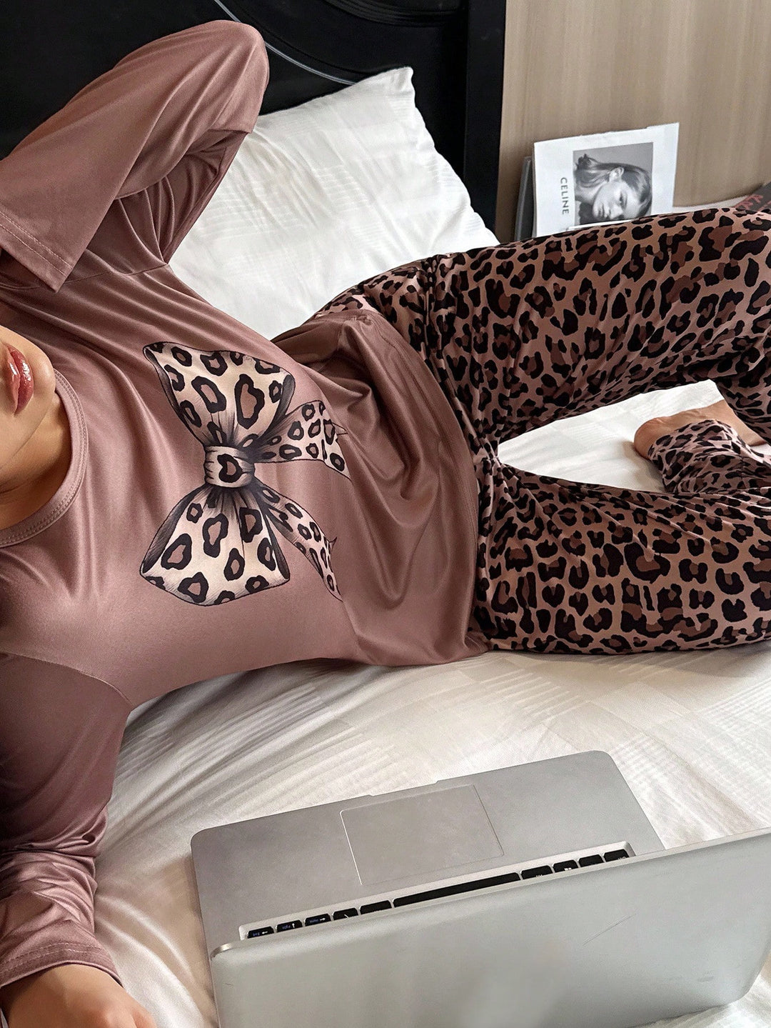 Pijama SHEIN, mix culori