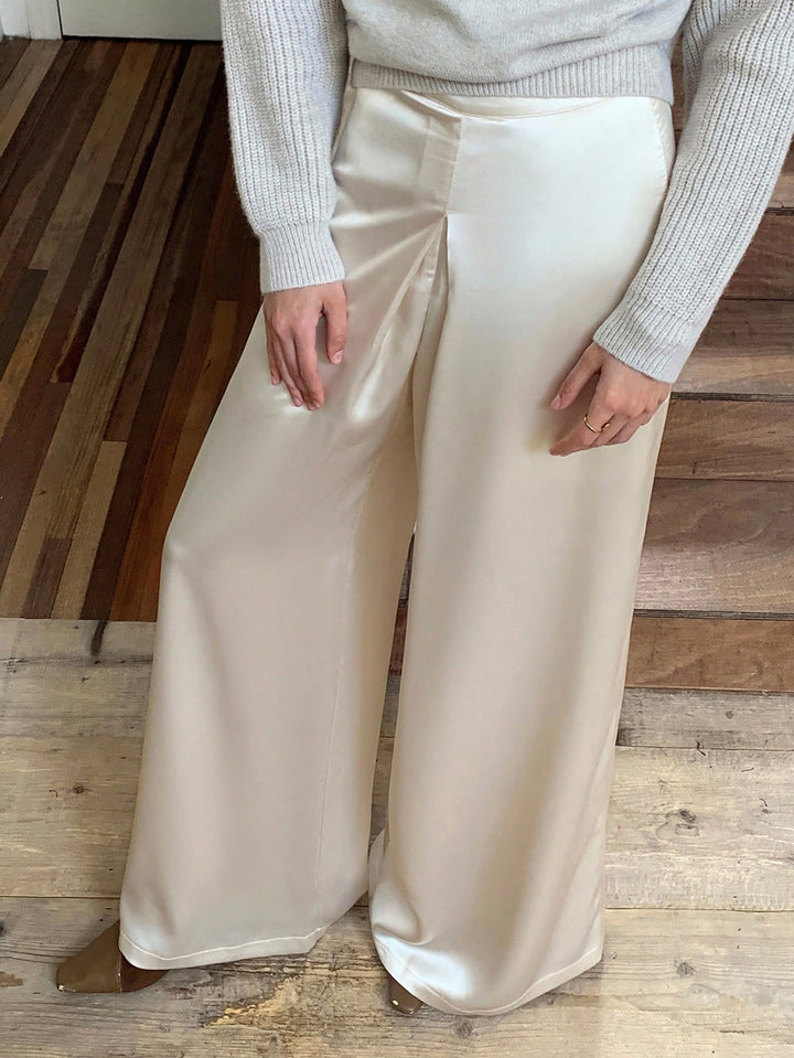 Pantaloni SHEIN, crem