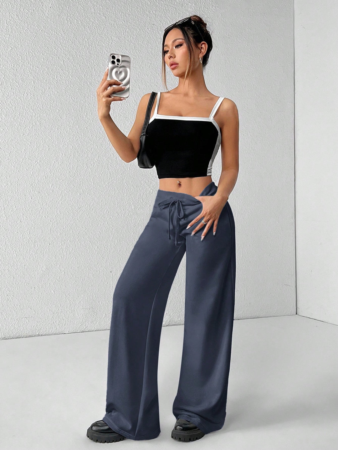 Pantaloni SHEIN, albastru